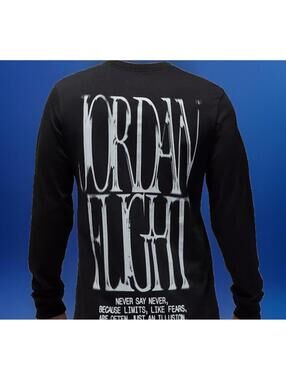 $50 Nike Jordan Flight  Crew Neck FZ1934 010 man black shirt Size Small